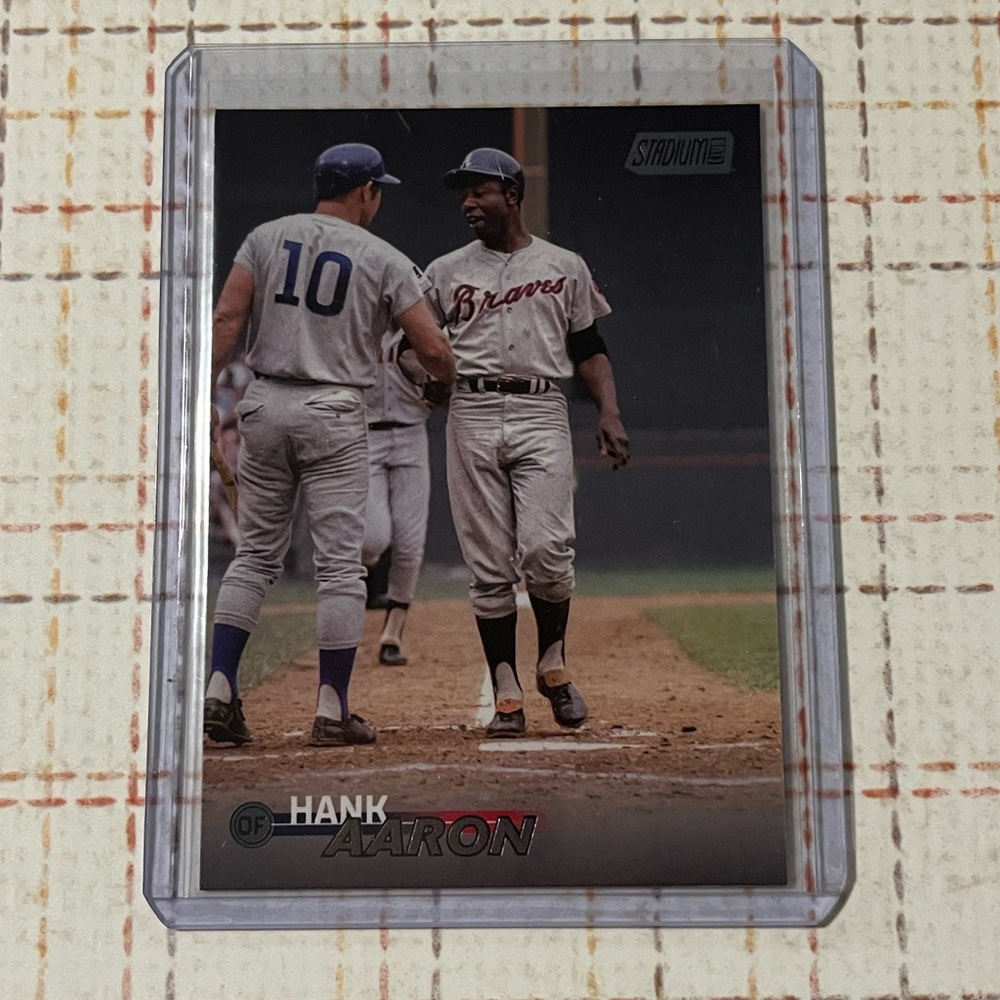 ⚾️ 2023 Topps Stadium Club Hank Aaron Baseball Card #103 Atlanta Braves